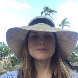 Meet your Posher, Jennie